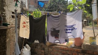 La Peñita Laundry - Colleen Friesen
